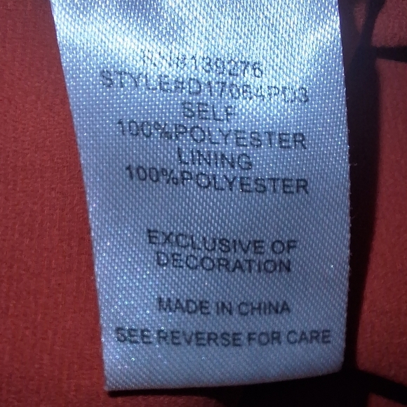 Daniel Rainn Sleeveless Red Textured Women's Top In A Size XXL. Pre-loved - Picture 3 of 8